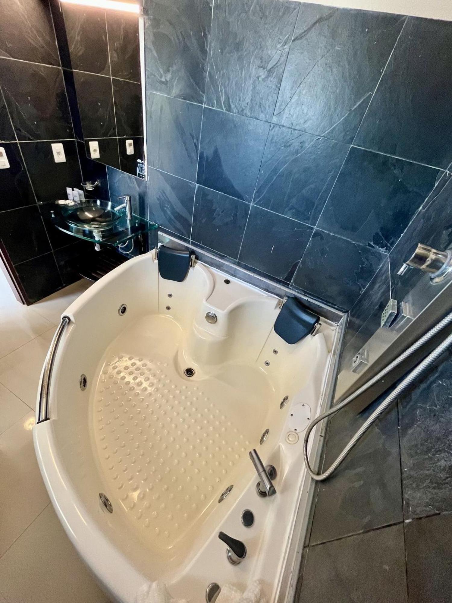 Zen Boutique Apart-hotel 4*